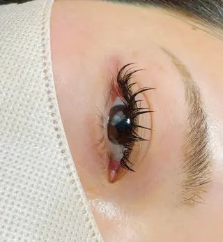 マツエク・マツパ inni hair design works所属・Nomura Syukaのマツエク・マツパデザイン