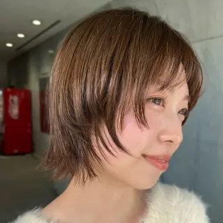 ショート たおちゃん／レイヤー ／透明感カラーのヘアスタイル