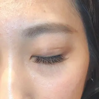 マツエク・マツパ Chipieee iLaの眉毛・アイブロウイメージ