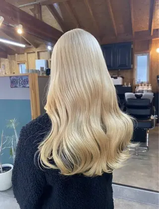 カラー ⛅️柔らかハイトーン ×モテ艶🍒ももかのヘアスタイル