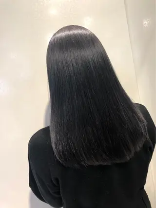 カラー 岩倉 諒のヘアスタイル