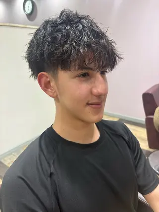 パーマ メンズ 梶田 紅芭のヘアスタイル