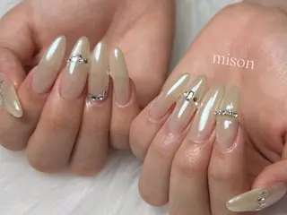 ネイル mison 安形友花のネイルデザイン
