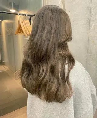 ロング yume. COA GINZAのヘアスタイル