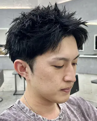 メンズ GLOP HOMME 店長　アオトのヘアスタイル