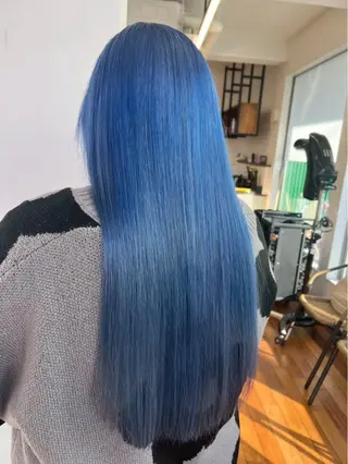 ロング カラー 富田 妃花栞のヘアスタイル