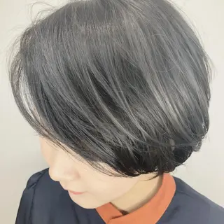 ショート カラー 上田 篤史のヘアスタイル