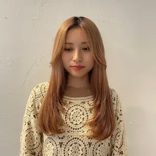 ロング ヘアアレンジ mina / 透明感ベージュカラーのヘアスタイル