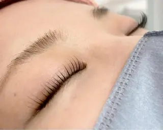 マツエク・マツパ 塚田 里香のマツエク・マツパデザイン