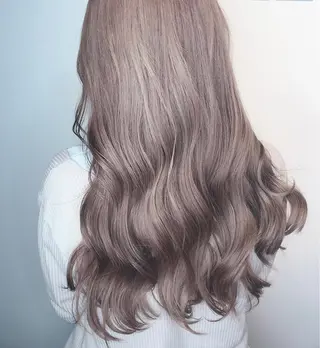 ロング カラー LUXBE LUCE ひなののヘアスタイル