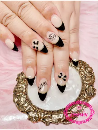 ネイル CROWN プライベートサロンのネイルデザイン