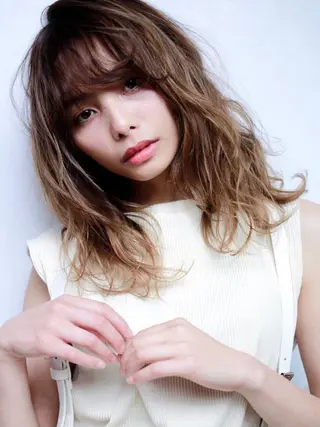 ミディアム カラー 【透明感カラー】💠 TETSUのヘアスタイル