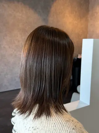 ミディアム カラー 艶カラー×デザイン カラー特化/値賀大樹のヘアスタイル