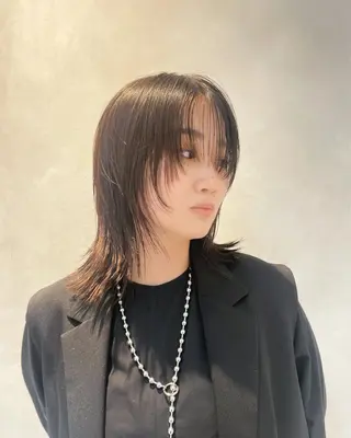セミロング カラー 若林 良のヘアスタイル