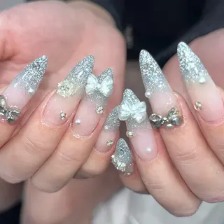 ネイル VENUSBELT Miiのネイルデザイン