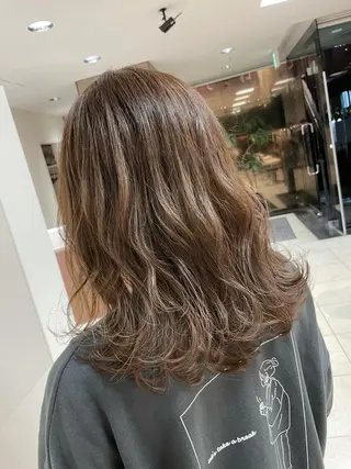 セミロング カラー ヘアアレンジ 【Sweep】おじま のぞみのヘアスタイル