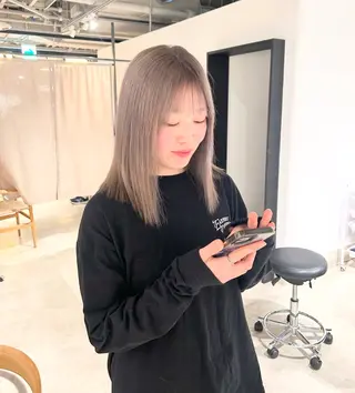 セミロング カラー スキバサミを使わない カット🌼唯🌼のヘアスタイル