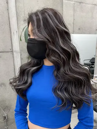 ロング カラー 齋藤 梨乃のヘアスタイル
