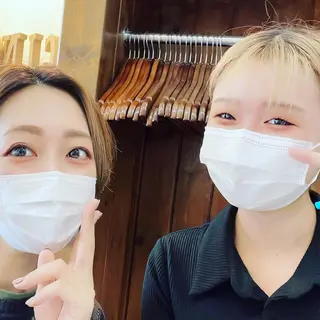 ショート カラー justbeauty CiNQのヘアスタイル