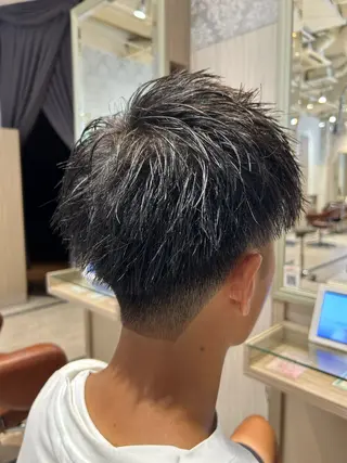 ショート メンズ 一戸 拓斗のヘアスタイル