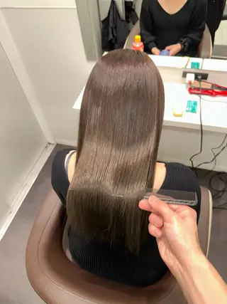 セミロング 美髪特化✨ 伊織✨縮毛矯正✨のヘアスタイル