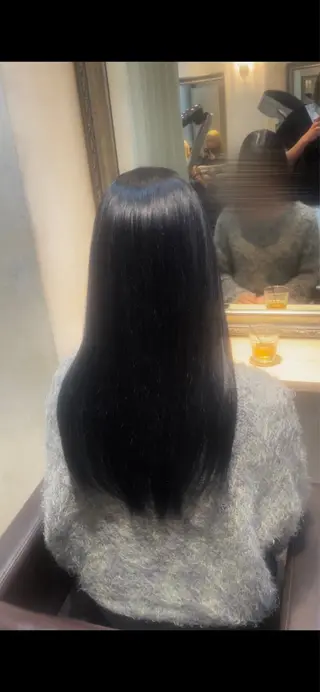 ロング 🩵Lutia新宿 ヒイラギ🩵のヘアスタイル