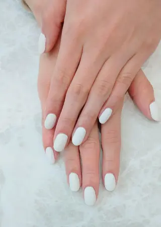 ネイル 會田 瑠衣のネイルデザイン