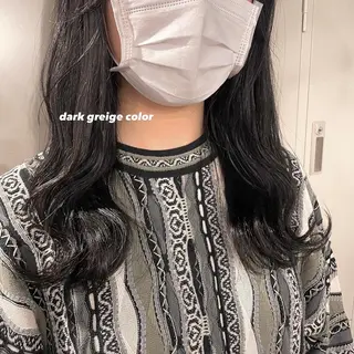 ロング カラー パーマ ヘアアレンジ メンズ キッズ ネイル マツエク・マツパ アイブロウ 透明感カラー・レイヤ ー🎀amika🎀のヘアスタイル