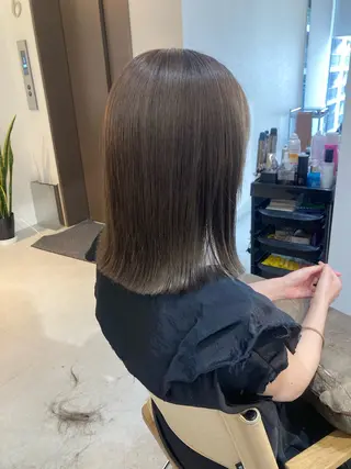 ミディアム ✨色持ちの良い艶 カラー✨蟹江真世のヘアスタイル