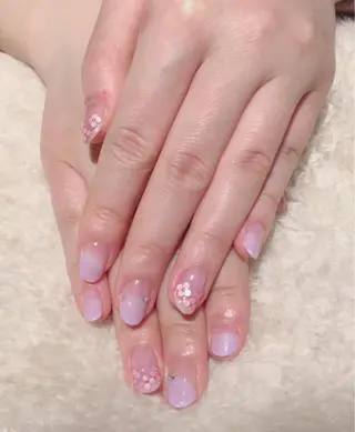 ネイル ビジューバイアクイユ ネイルズ　東中野店のネイルデザイン