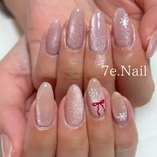 ネイル 7e. Nailのネイルデザイン