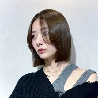 ショート カラー RYU/レイヤー /透明感艶カラーのヘアスタイル