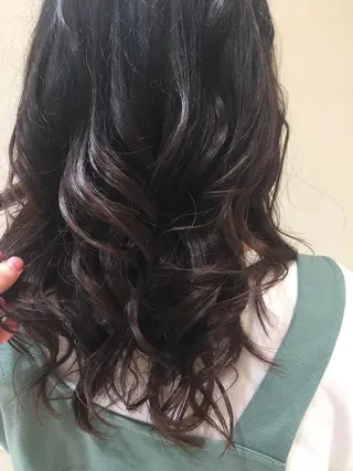 セミロング カラー 吉原 雪乃のヘアスタイル