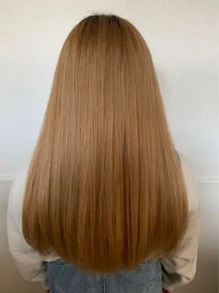 ロング ビヨウシツトリコ よねたにみなのヘアスタイル
