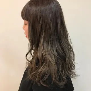 ロング カラー 馴染ませNo.1🧃 エクステ・アレンジのヘアスタイル