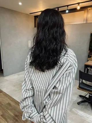 ロング パーマ Basis 田口豪司のヘアスタイル