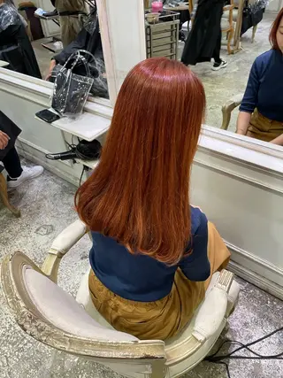 ロング 柔らかベージュ 🤎YUKAのヘアスタイル