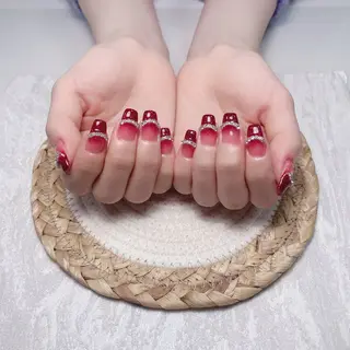 ネイル uu ネイルサロン関内🌼のネイルデザイン