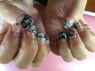 ネイル Lily Nailsのネイルデザイン