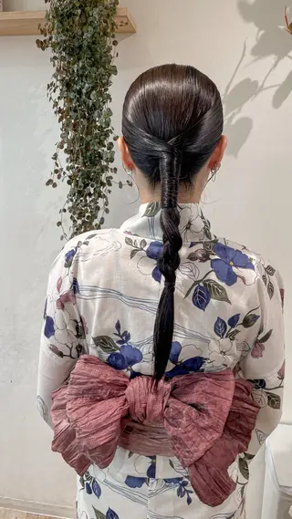 ロング ヘアアレンジ cut/nail ▫️イチカ🌻のネイルデザイン