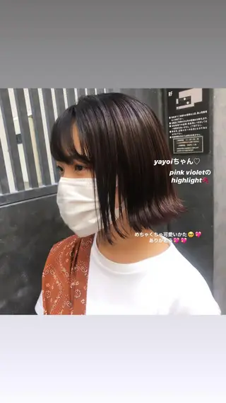 ミディアム ウルフカット/吉村 桃子のヘアスタイル