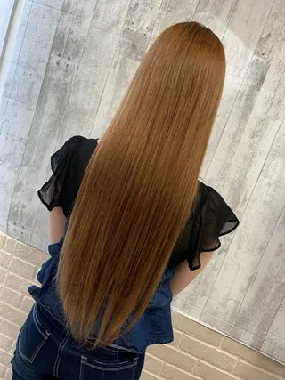 ロング カラー 渋谷🤍ブリーチ エクステ🤍アミルのヘアスタイル