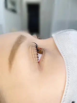 マツエク・マツパ アイブロウ tims moekaの眉毛・アイブロウイメージ