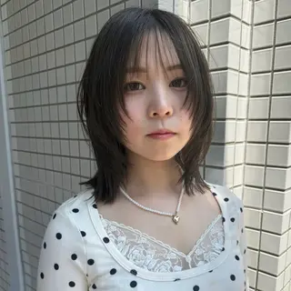 ショート anna 韓国レイヤ ー/ ハッシュカットのヘアスタイル