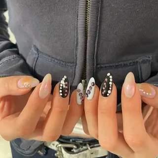 ネイル emu nail shionのネイルデザイン