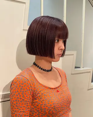 ショート カラー 向坂 亜美のヘアスタイル