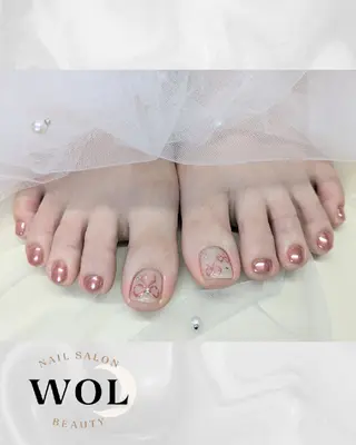 ネイル WOL🌙 momokoのネイルデザイン