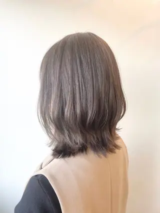 ミディアム 今雪 聡美のヘアスタイル