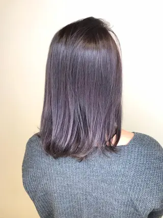ミディアム カラー Miru by INCE HAIRのヘアスタイル
