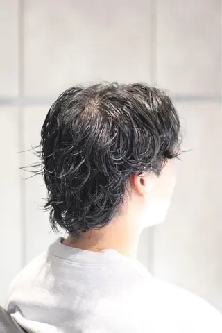 ショート パーマ メンズ 名郷 偉織　　メンズカットのヘアスタイル